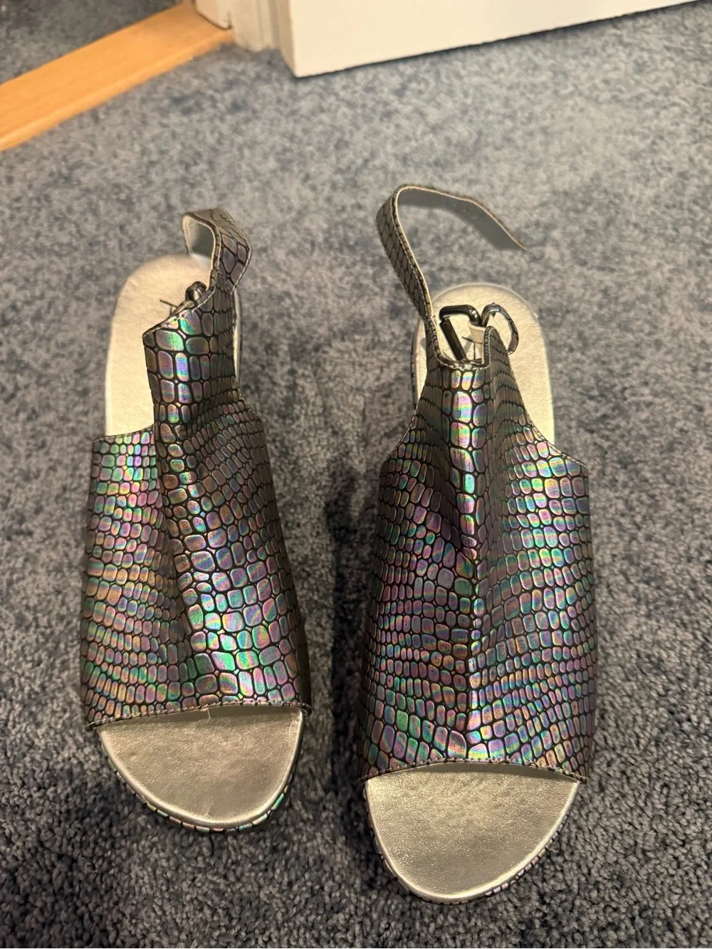 Iridescent Snake-Print Wedge Slingback Sandals - Metallic Multicolor